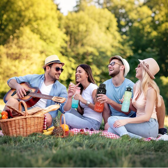 Motswedi Trinkflasche Sport, 1000ml BPA-Frei, Trinkflasche Kohlensäure Geeignet, Auslaufsicher, Wasserflasche, Mit Zeitstempel, Flasche, Sportflasche, für Yoga, Fahrrad, Fitness, Offwhite Hellblau