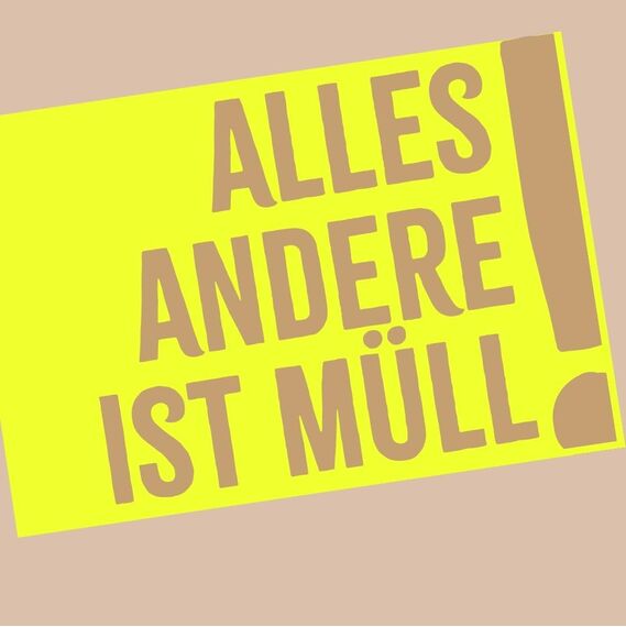 BIOvative PRODUCTS 30L Biomüllbeutel mit Henkel | 39 Müllbeutel, 100% kompostierbar, Made in Germany | Reißfeste Bio-Abfallbeutel, klimaneutralisiert & vegan | Nachhaltig für umweltbewusste Haushalte