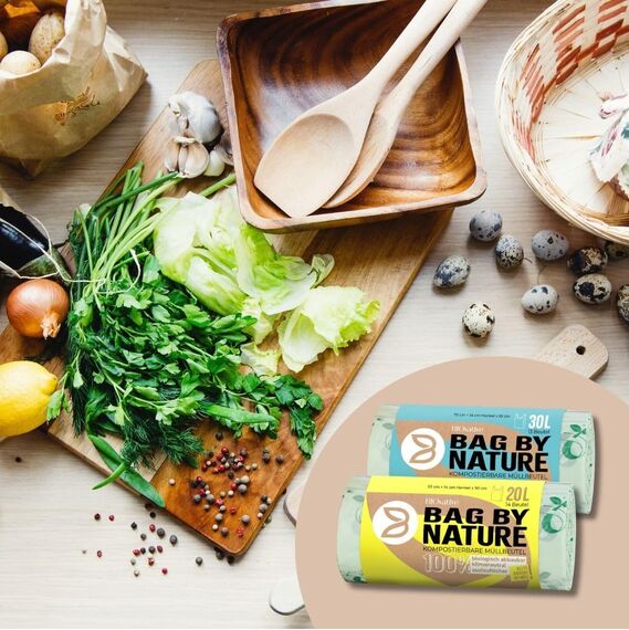 BIOvative PRODUCTS 20L Biomüllbeutel mit Henkel | 56 Müllbeutel, 100% kompostierbar, Made in Germany | Reißfeste Bio-Abfallbeutel, klimaneutralisiert & vegan | Nachhaltig für umweltbewusste Haushalte