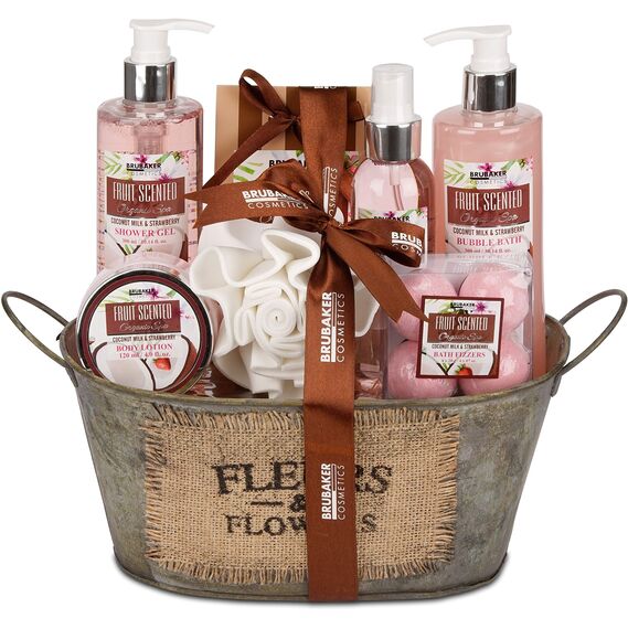 BRUBAKER Cosmetics Bade- und Dusch Set Kokosnuss & Erdbeer Duft - 10-teiliges Geschenkset in Vintage Wanne
